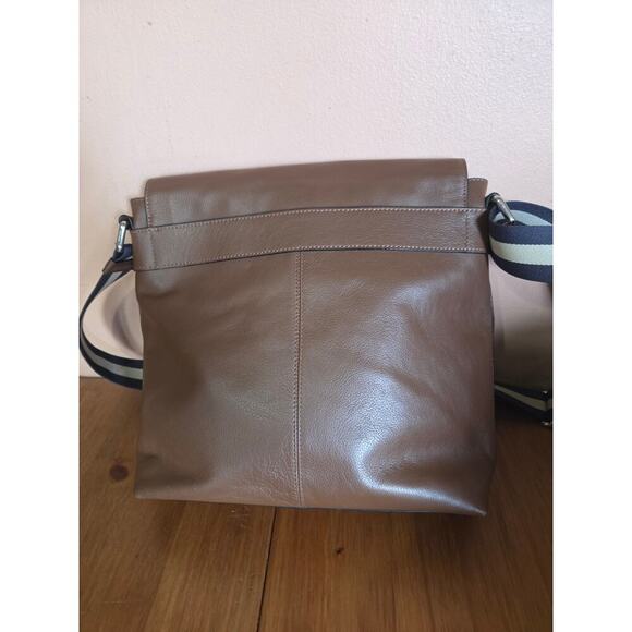 Authentic Coach Metropolitan Map Bag Leather Mens or Womens New W/Out Tags!!!!! - Picture 4 of 13